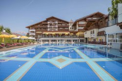 phoca thumb m hotel alpenpark resort seefeld